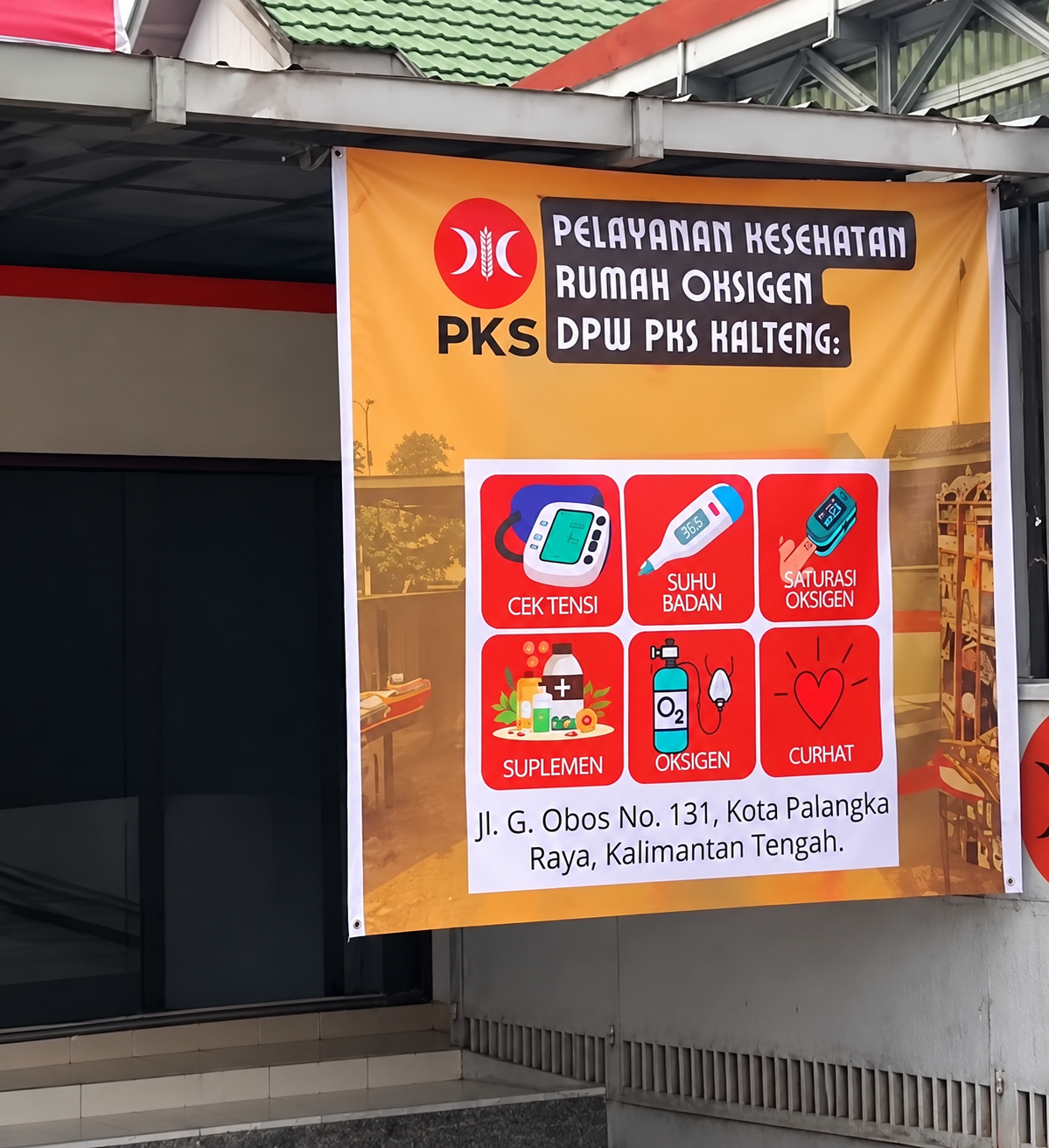 Kantor Jadi Rumah Pelayanan, PKS Kalteng Bantu Warga Hadapi Dampak Karhutla